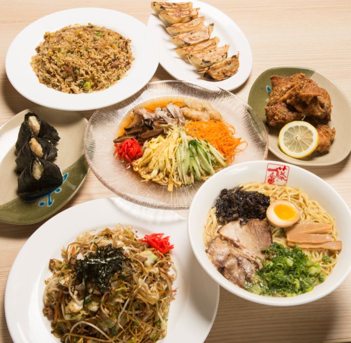 店內受歡迎的雖然是拉麵，但阿物最喜歡的菜色反而是日式炒麵(yakisoba)！