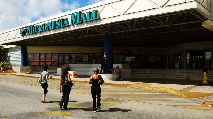 有關島最好逛名號之稱的Micronesia Mall。